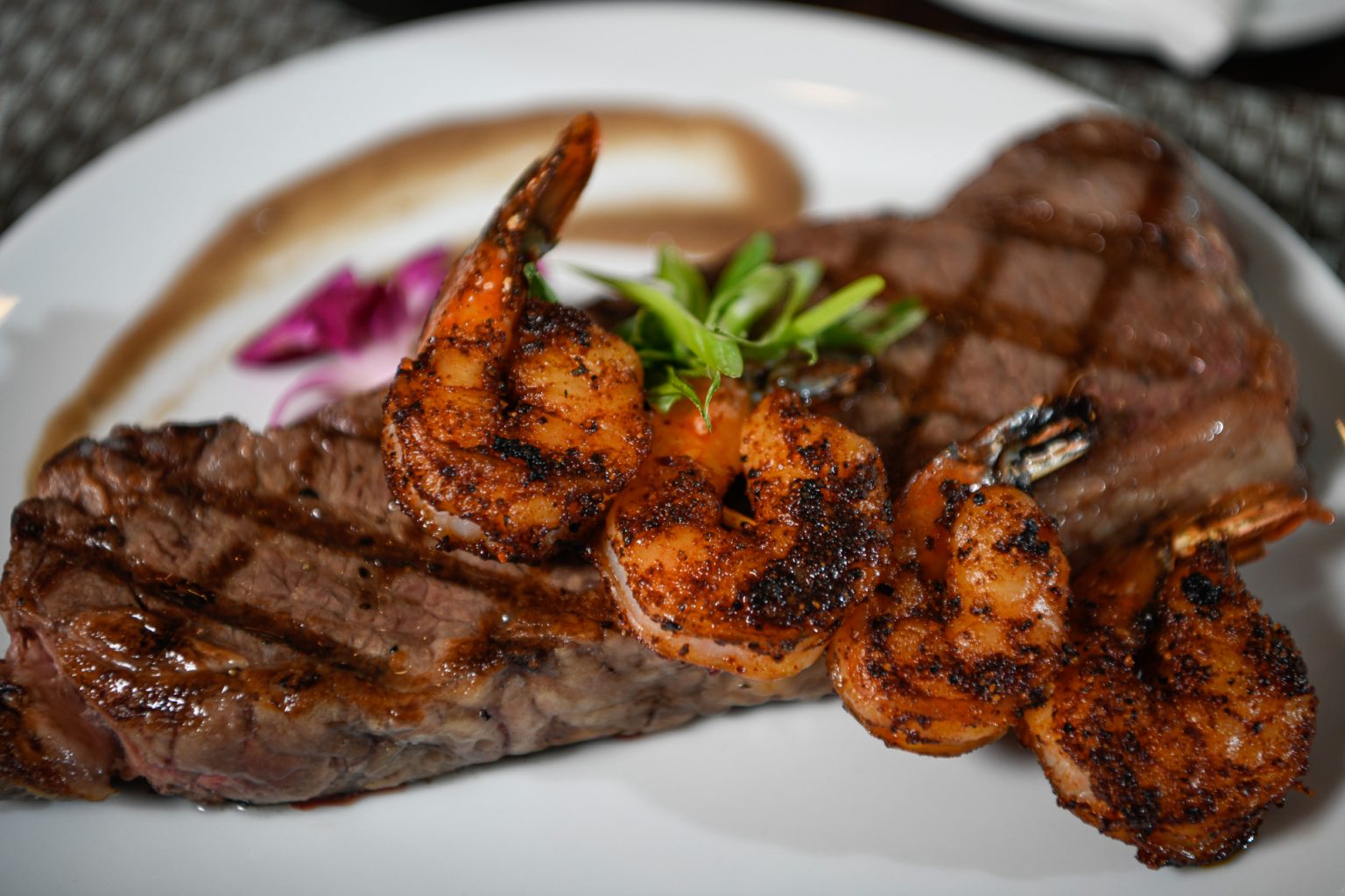 Parkway Prime Steakhouse & Lounge, Niagara Falls, New York Allday